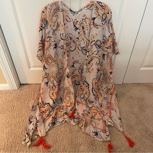 Cream/Multicolored shawl